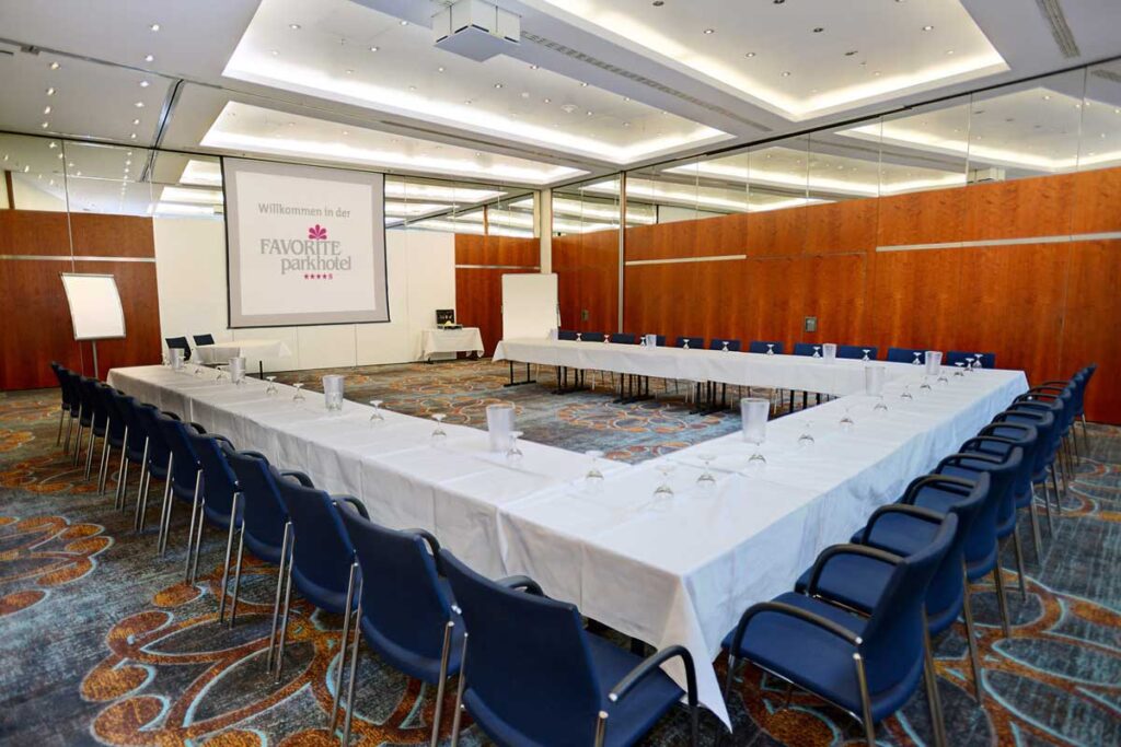 Großer Tagungsraum im FAVORITE Parkhotel